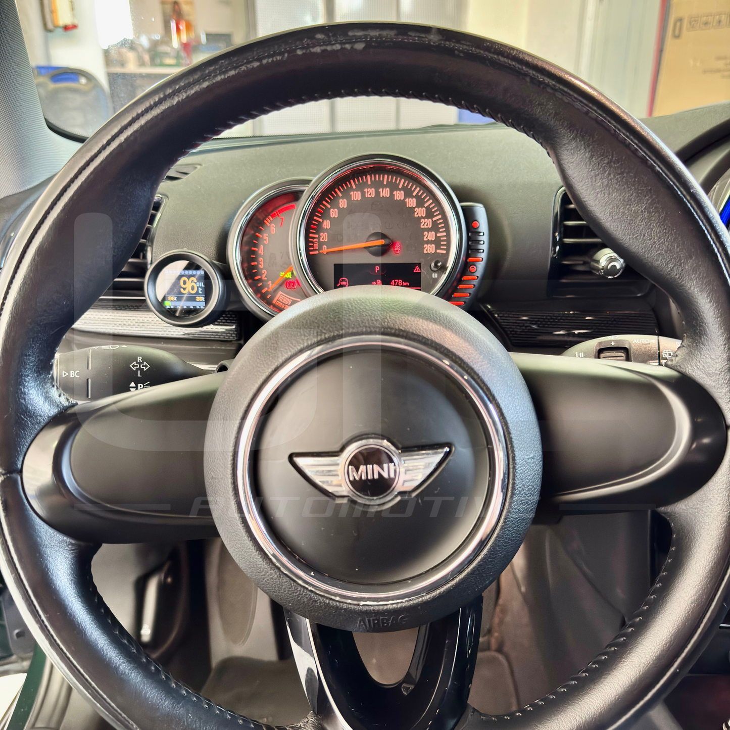 MULTIFUNCTION TOOL WITH INTEGRATED SUPPORT – MINI CLUBMAN F54 (2015 - 2024)